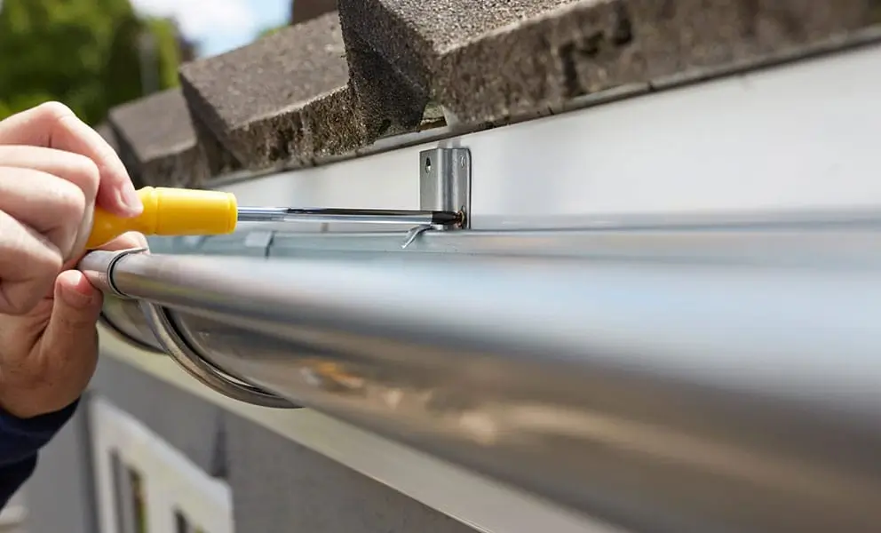 Realigning Gutters